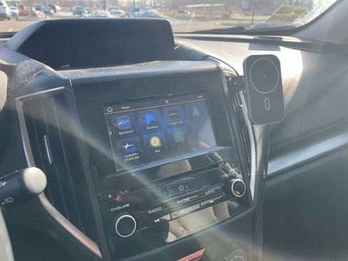 Used 2020 Subaru Forester Premium image 9