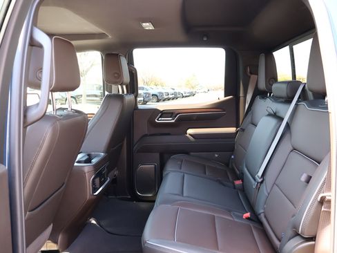 Used 2024 GMC Sierra 1500 Denali w/ Technology Package image 28