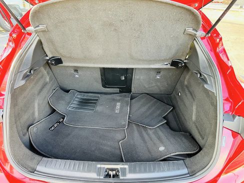 Used 2019 INFINITI QX30 w/ Navigation Package image 42