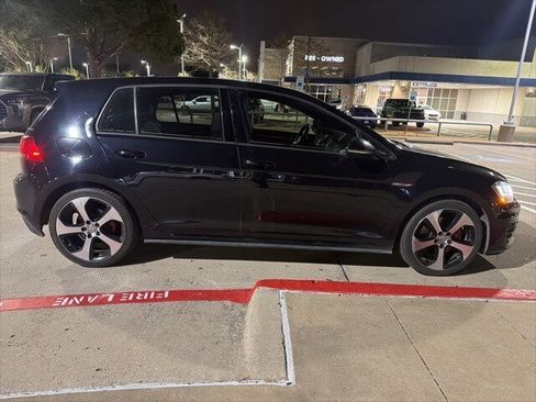 Used 2016 Volkswagen GTI SE image 4