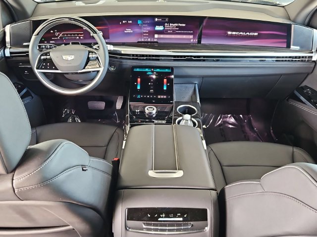 Used 2025 Cadillac Escalade ESV Luxury RWD image 23