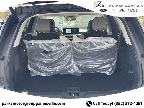 New 2025 Lincoln Aviator Reserve w/ Luxury Package RWD image 8