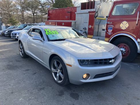 Used 2010 Chevrolet Camaro LT w/ RS Package RWD image 2
