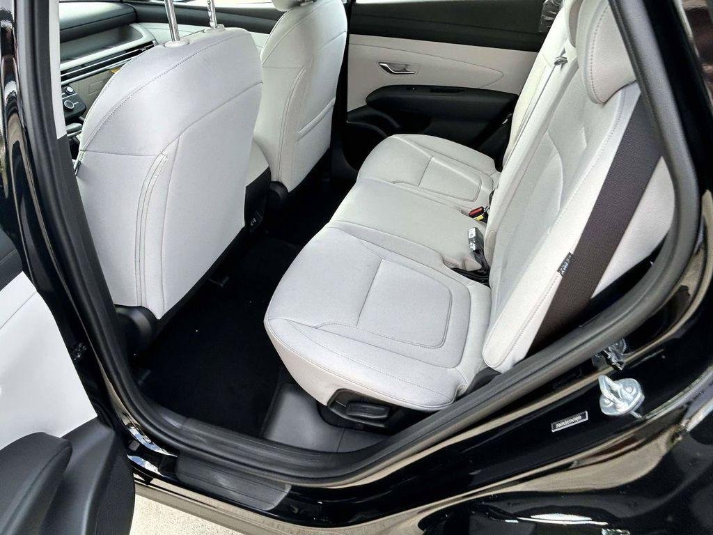 New 2026 Hyundai Tucson SE FWD image 44
