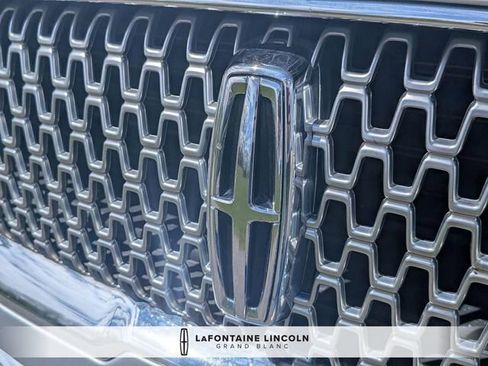 Used 2017 Lincoln Continental Reserve w/ Climate Package AWD/4WD image 6