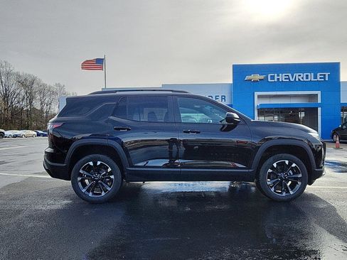 New 2026 Chevrolet Equinox RS w/ LPO, Floor Liner Package image 6