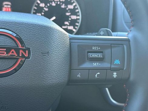 Certified 2025 Nissan Rogue SV image 12