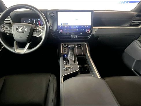 Used 2024 Lexus GX 550 AWD/4WD image 11
