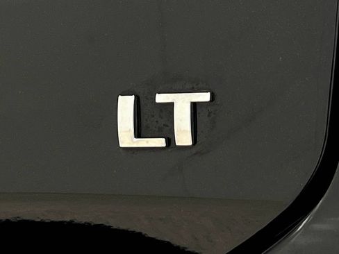 Used 2022 Chevrolet Equinox LT FWD image 40