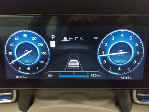 Used 2024 Hyundai Elantra SEL FWD image 23