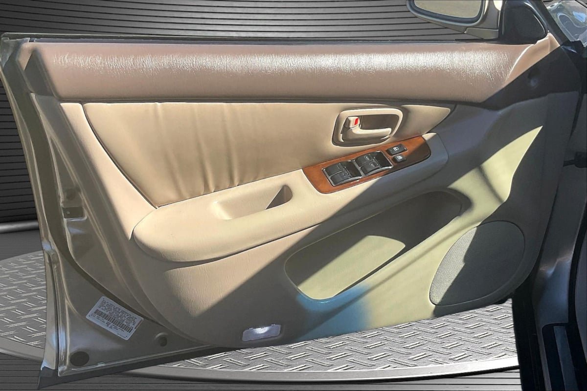 Used 2000 Lexus ES 330 w/ Lexus Value Pkg FWD image 17