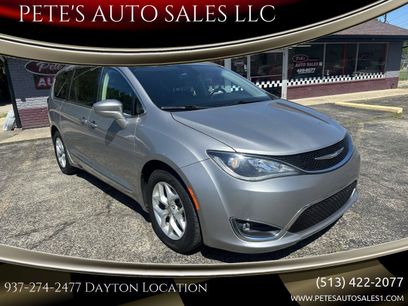 Used 2017 Chrysler Pacifica Touring-L w/ Tire & Wheel Group