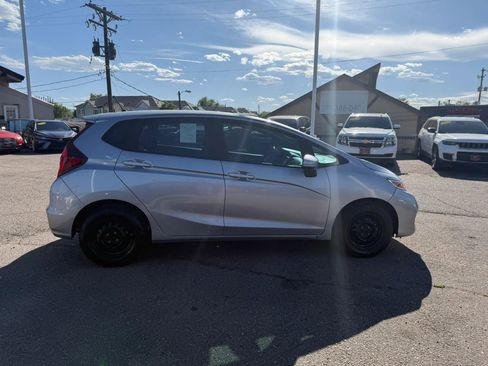Used 2020 Honda Fit LX image 9