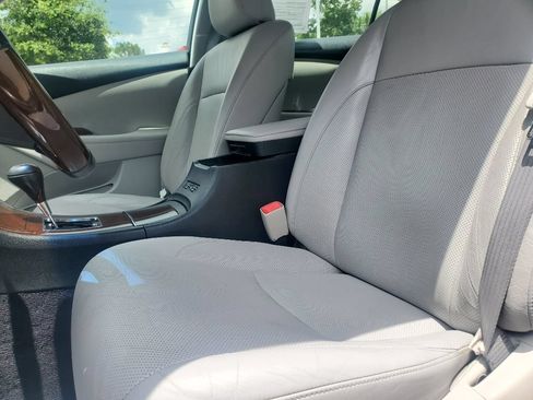 Used 2011 Lexus ES 350 FWD image 18