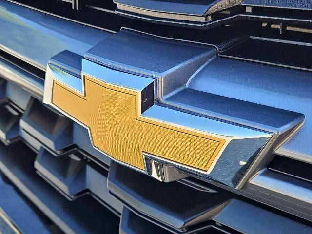 Used 2022 Chevrolet Colorado LT w/ Luxury Package RWD image 30