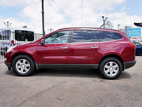 Used 2011 Chevrolet Traverse LT w/ Personal Connectivity Package AWD/4WD image 6