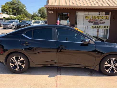 Used 2020 Nissan Sentra SV FWD image 6