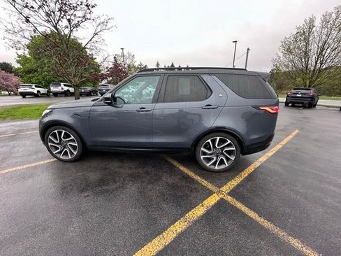 Used 2024 Land Rover Discovery Metropolitan Edition AWD/4WD image 6