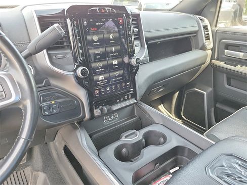 Used 2020 RAM 2500 Laramie w/ Night Edition image 20