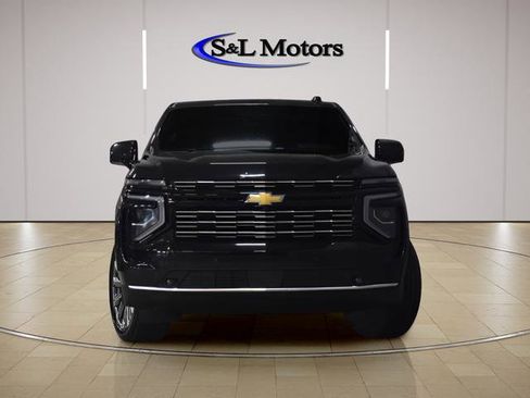 Used 2025 Chevrolet Tahoe High Country AWD/4WD image 8