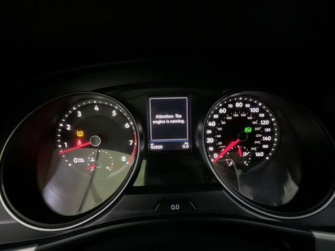 Used 2021 Volkswagen Atlas SE image 18