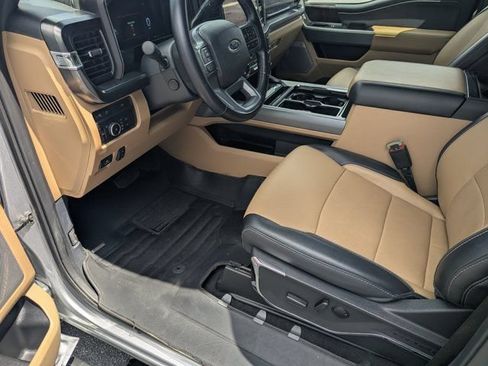 Used 2024 Ford F250 Lariat AWD/4WD image 9