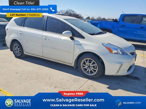Used 2013 Toyota Prius V Three image 5