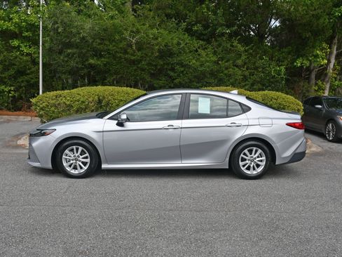 Certified 2025 Toyota Camry LE FWD image 2