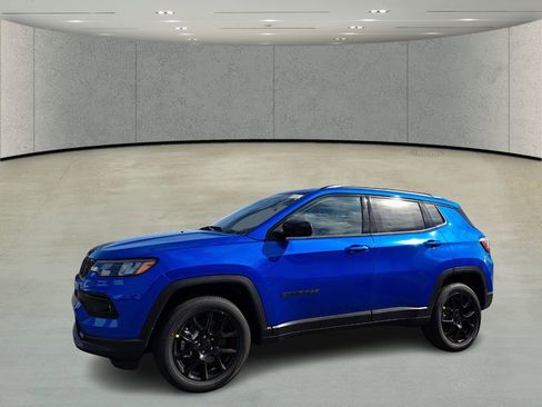 New 2026 Jeep Compass Latitude AWD/4WD image 1