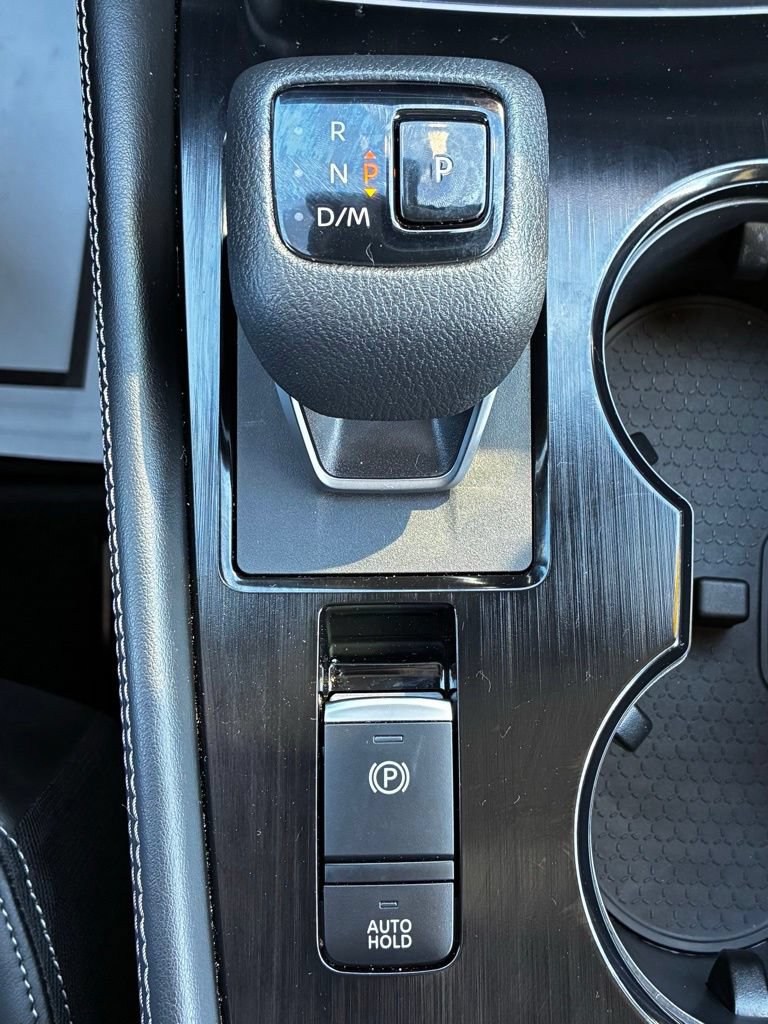 Used 2025 Nissan Rogue Platinum AWD/4WD image 25