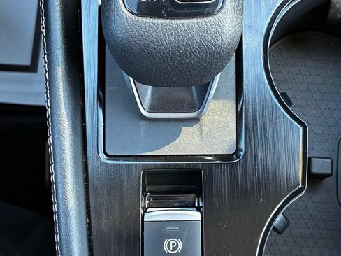 Used 2025 Nissan Rogue Platinum w/ Platinum Premium Package AWD/4WD image 25
