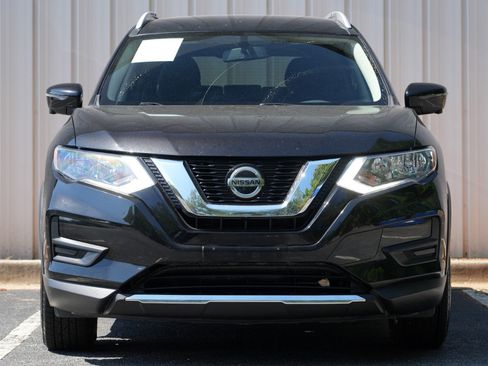Used 2018 Nissan Rogue SV w/ Premium Package AWD/4WD image 6