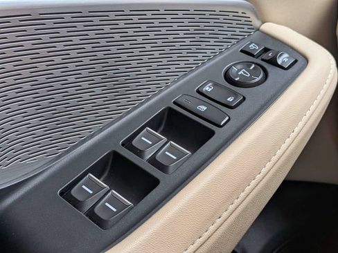 Used 2024 Acura MDX SH-AWD w/ Advance Package image 31