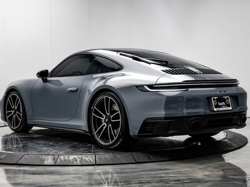 Used 2024 Porsche 911 Carrera GTS image 10