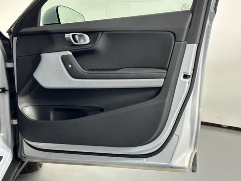 Used 2024 Polestar Polestar 2 AWD/4WD image 9