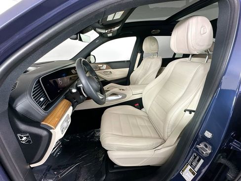 Certified 2024 Mercedes-Benz GLS 450 4MATIC image 21