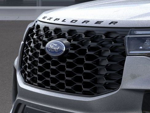 New 2025 Ford Explorer ST-Line image 17