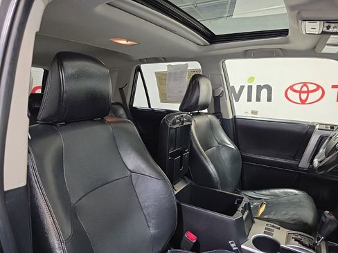 Used 2016 Toyota 4Runner Limited image 12