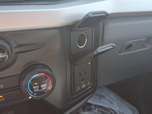 New 2025 Ford F550 4x4 Regular Cab Super Duty image 6