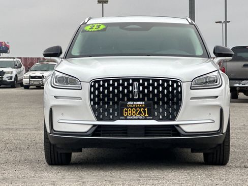 Certified 2023 Lincoln Corsair Reserve w/ Equipment Group 201A image 10