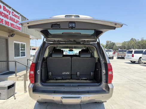 Used 2012 Chevrolet Tahoe LT w/ Suspension Package, Off-Road AWD/4WD image 5