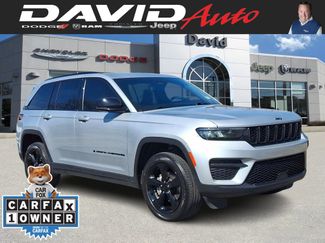 Used 2023 Jeep Grand Cherokee Altitude 360° Tour