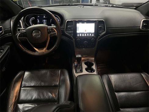 Used 2017 Jeep Grand Cherokee Limited w/ Luxury Group II image 15