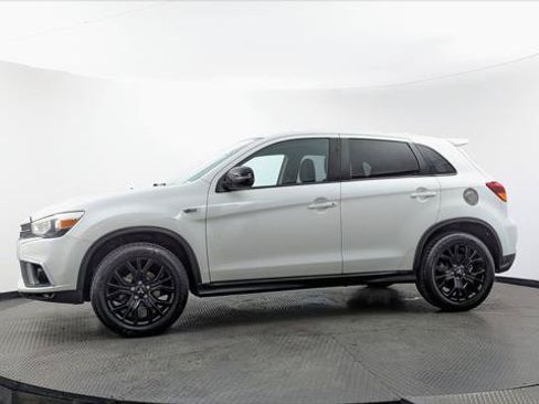 Used 2019 Mitsubishi Outlander Sport LE FWD image 3