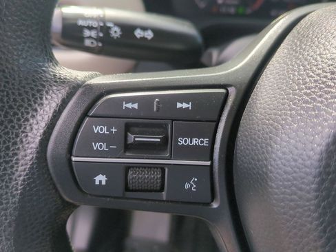 Certified 2024 Honda HR-V LX image 12