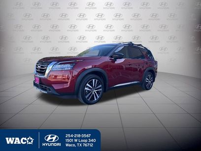 Used 2024 Nissan Pathfinder Platinum