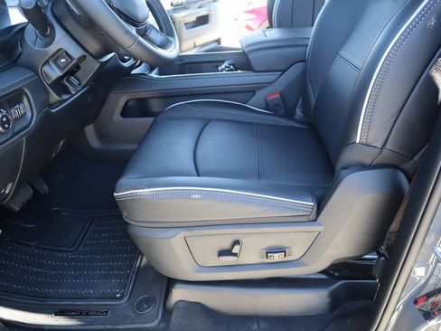 New 2026 RAM 2500 Limited image 12