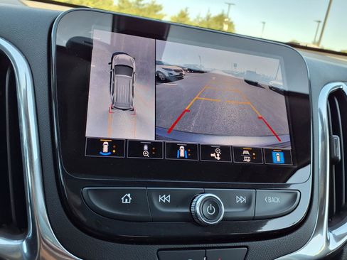 Used 2022 Chevrolet Equinox Premier FWD image 5