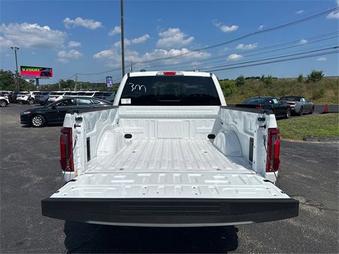 New 2025 Ford F150 Lariat w/ Equipment Group 501A Mid image 11