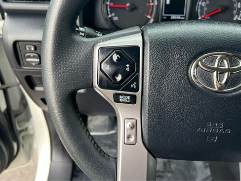 Used 2022 Toyota 4Runner SR5 Premium w/ Moonroof Package image 32